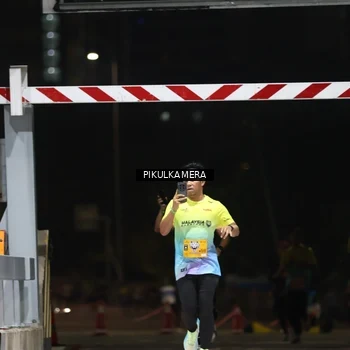 Runner Photo 7085798