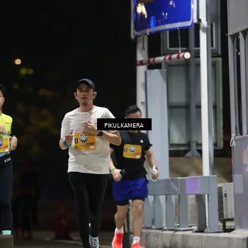 Runner Photo 7085813