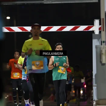 Runner Photo 7085829