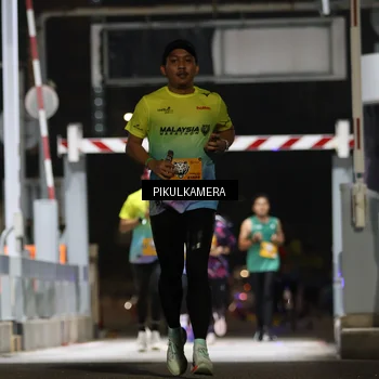 Runner Photo 7085831