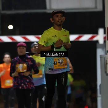 Runner Photo 7085832