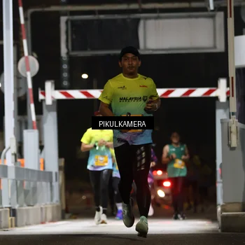 Runner Photo 7085835