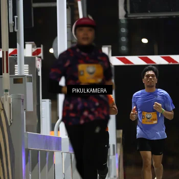 Runner Photo 7085838