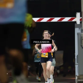 Runner Photo 7085842