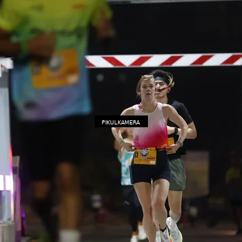 Runner Photo 7085853