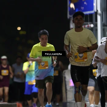 Runner Photo 7085854