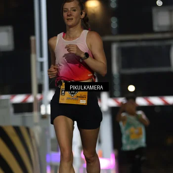 Runner Photo 7085864