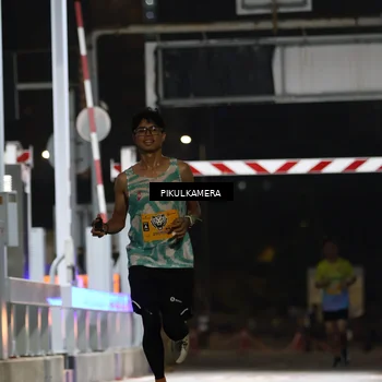 Runner Photo 7085866