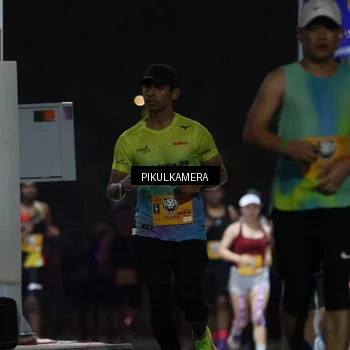 Runner Photo 7085881