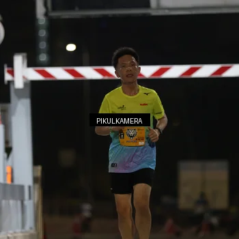 Runner Photo 7085884