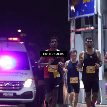 Runner Photo 7085888