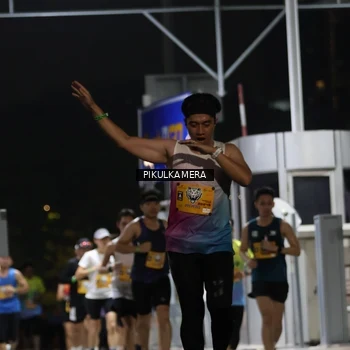 Runner Photo 7085931