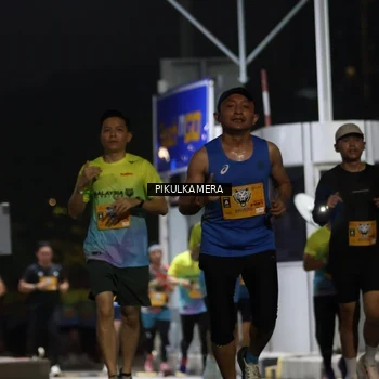 Runner Photo 7085941