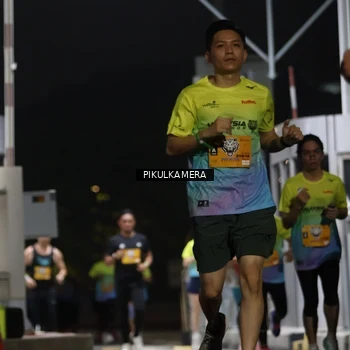 Runner Photo 7085944
