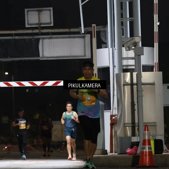 Runner Photo 7085958