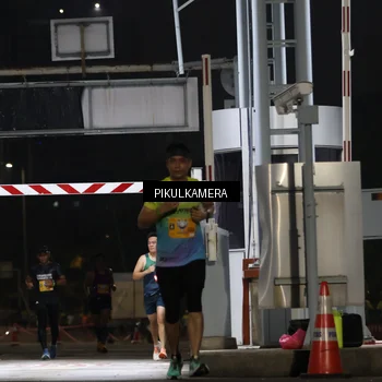 Runner Photo 7085959