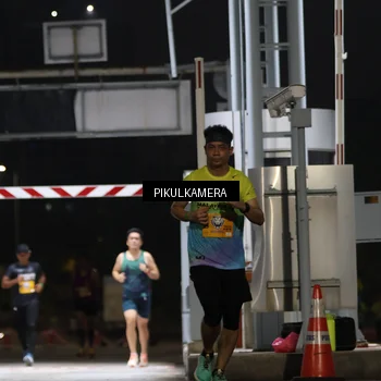 Runner Photo 7085969
