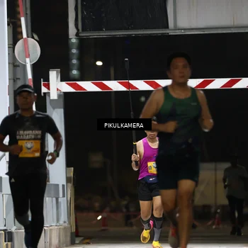 Runner Photo 7085972