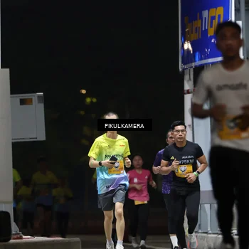 Runner Photo 7085973