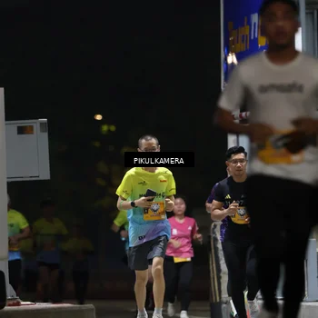 Runner Photo 7085974