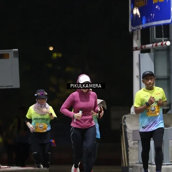 Runner Photo 7086002