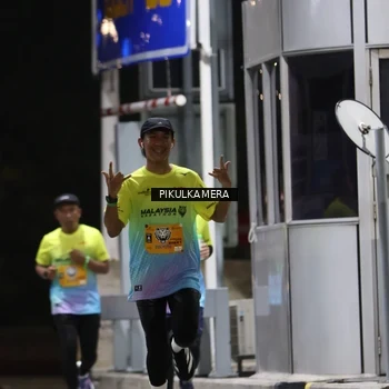Runner Photo 7086004