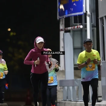 Runner Photo 7086005