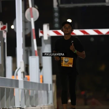 Runner Photo 7086009