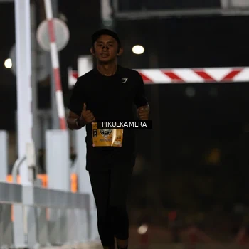 Runner Photo 7086015
