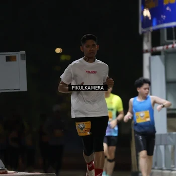 Runner Photo 7086031