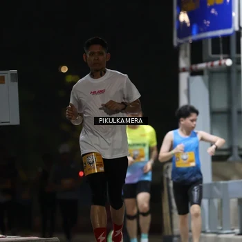 Runner Photo 7086034