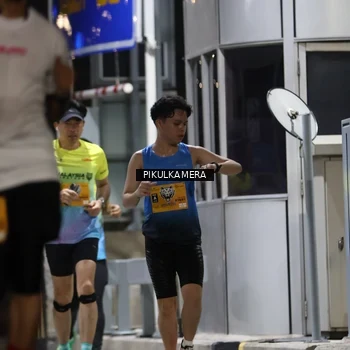 Runner Photo 7086044