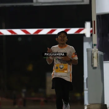 Runner Photo 7086053