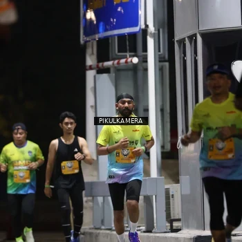 Runner Photo 7086062