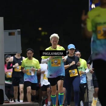 Runner Photo 7086074