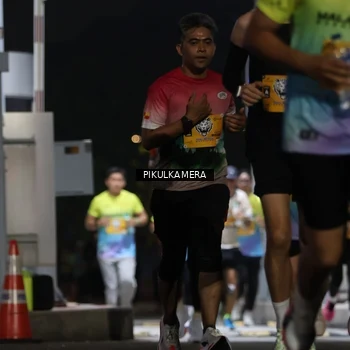 Runner Photo 7086093