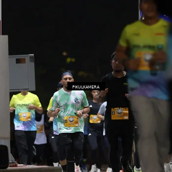 Runner Photo 7086105
