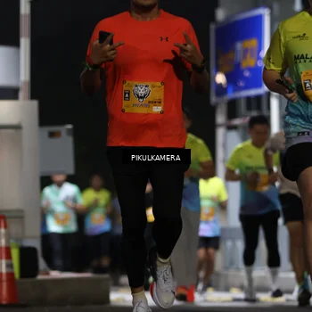 Runner Photo 7086109