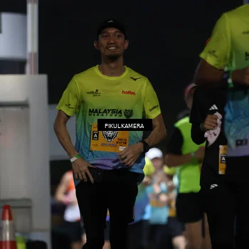 Runner Photo 7086119