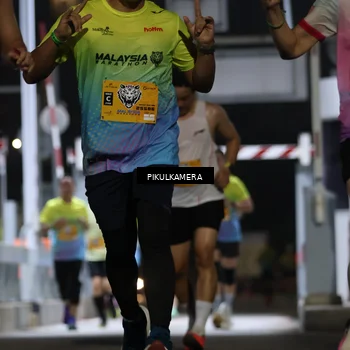 Runner Photo 7086129