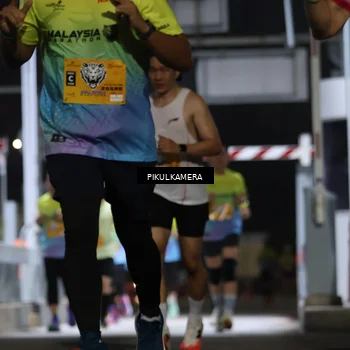 Runner Photo 7086139