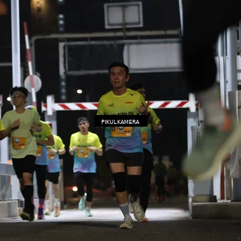 Runner Photo 7086140
