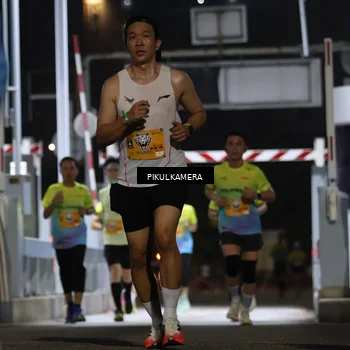 Runner Photo 7086141
