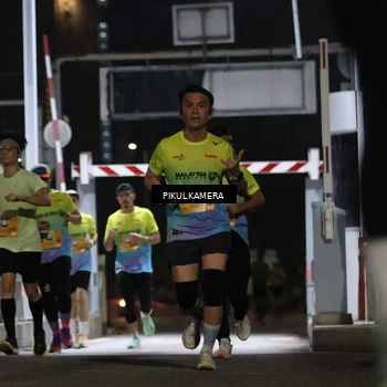 Runner Photo 7086143