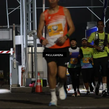 Runner Photo 7086147