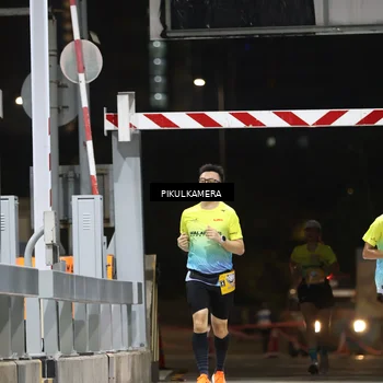 Runner Photo 7086160