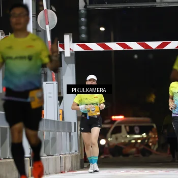 Runner Photo 7086178