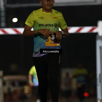 Runner Photo 7086192