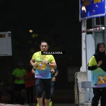 Runner Photo 7086193