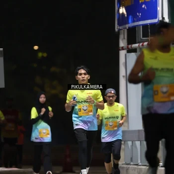 Runner Photo 7086194